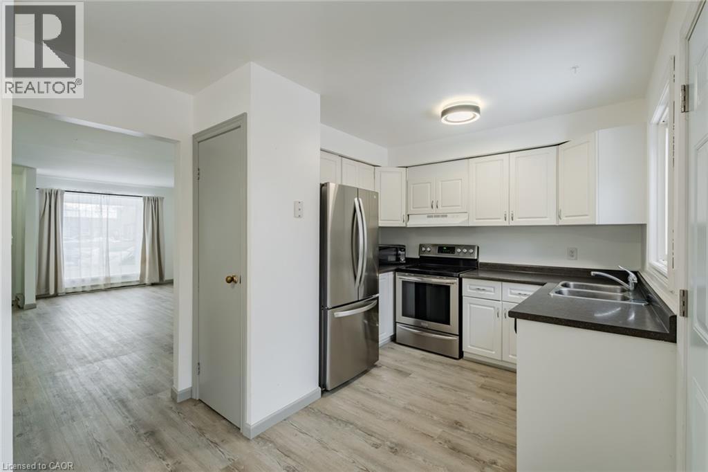 392 SPRINGBANK Avenue N Unit# 5