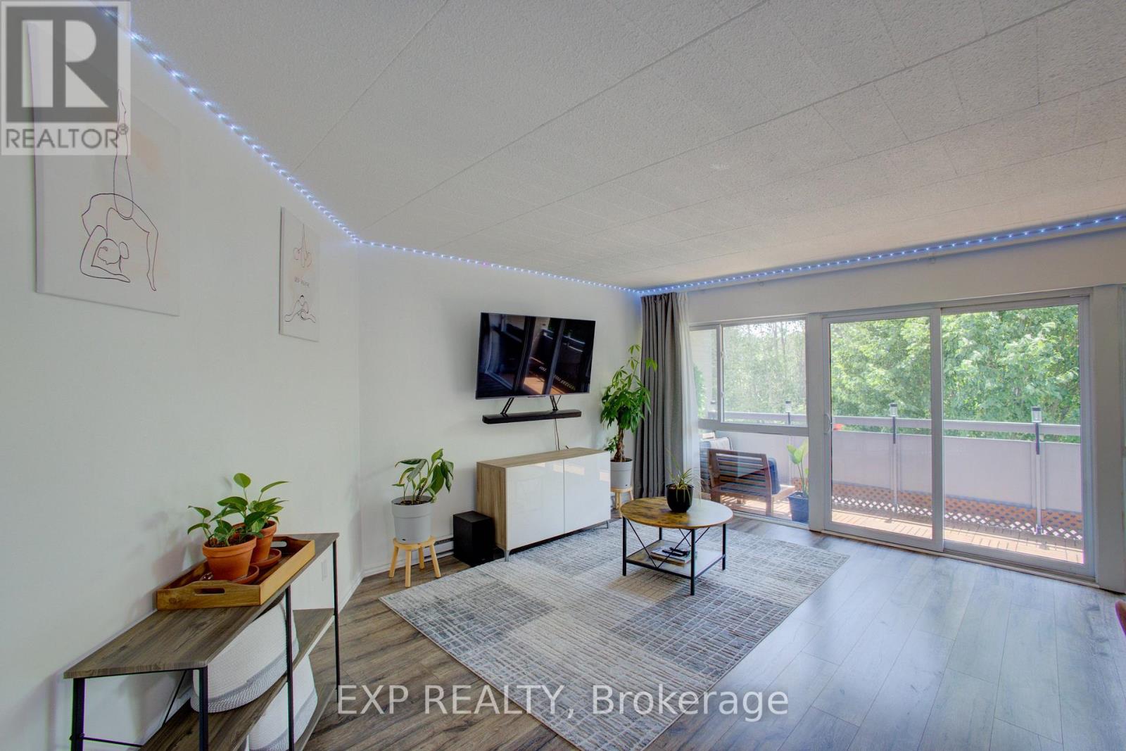 202 - 91 CONROY CRESCENT