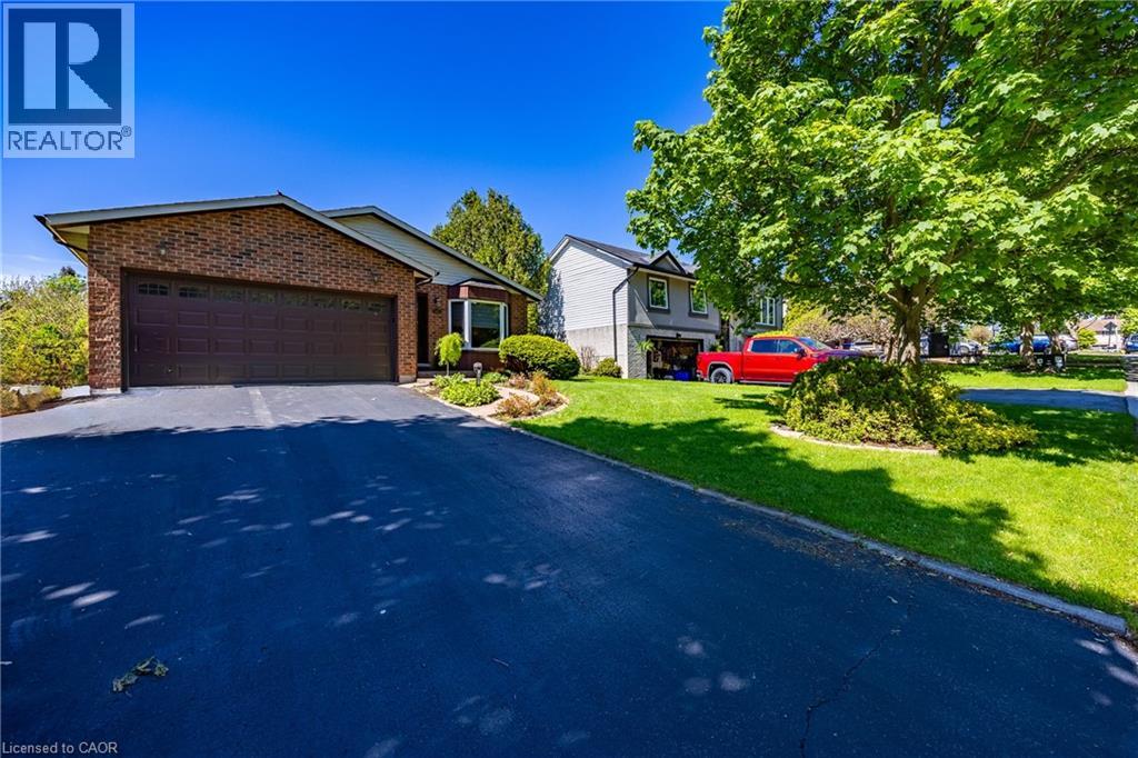 307 ORKNEY Street W