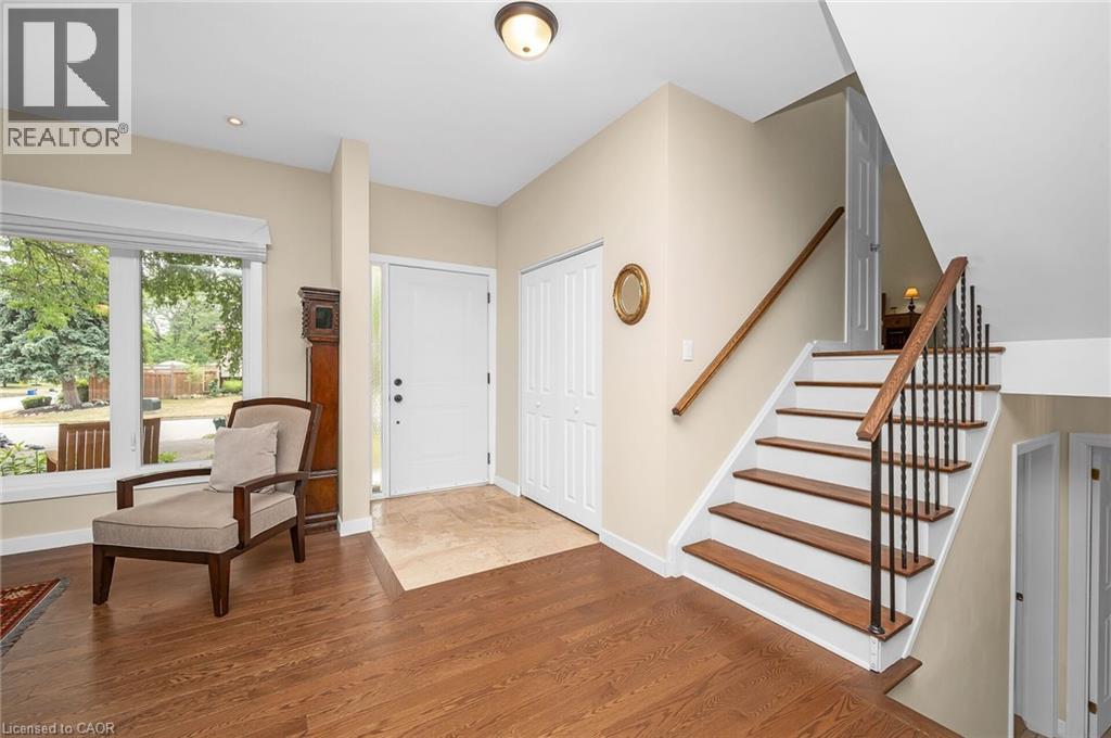 285 SURREY Drive