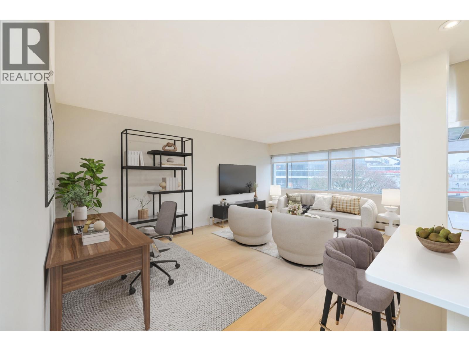 205 5926 TISDALL STREET