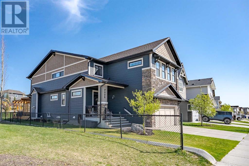 4 Hillcrest Avenue SW
