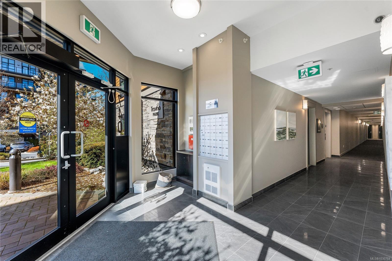 208 740 Travino Lane