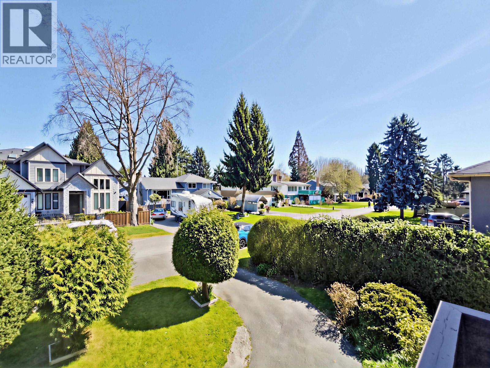 10111 AINSWORTH CRESCENT