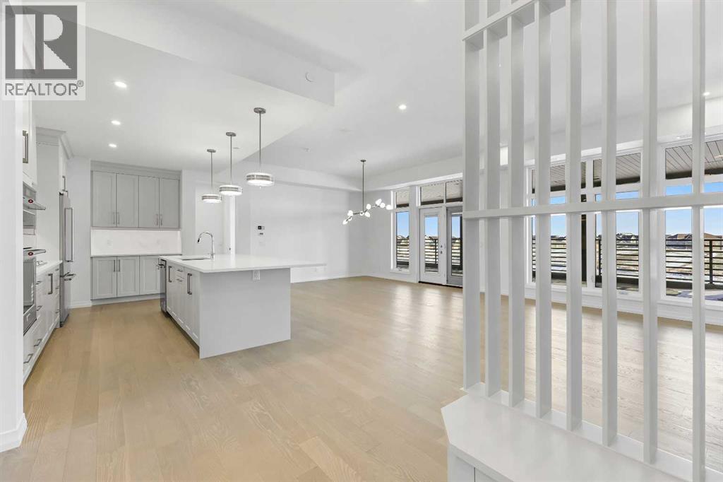 301, 140 Marina Cove SE