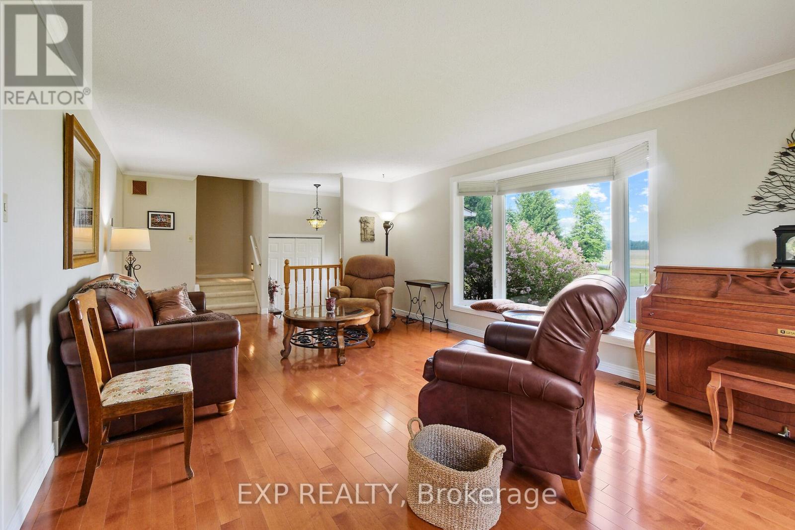 1376 MACDONALD ROAD