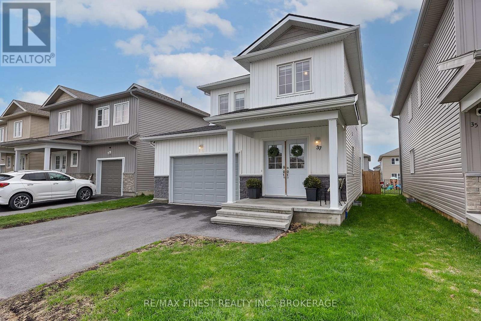 37 BRENNAN CRESCENT
