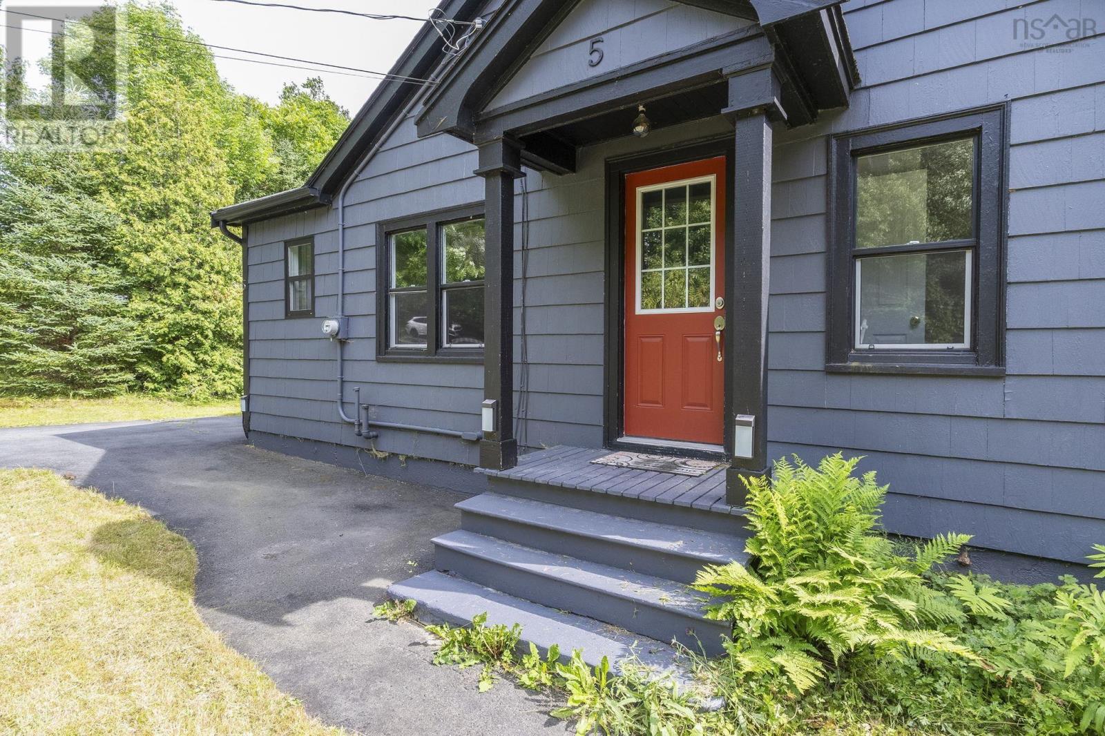 5 Hubley Mill Lake Road