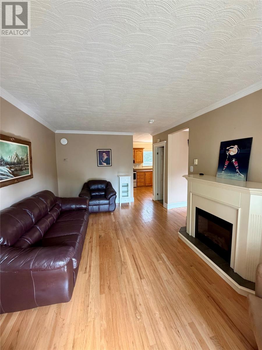 226 Mundy Pond Road