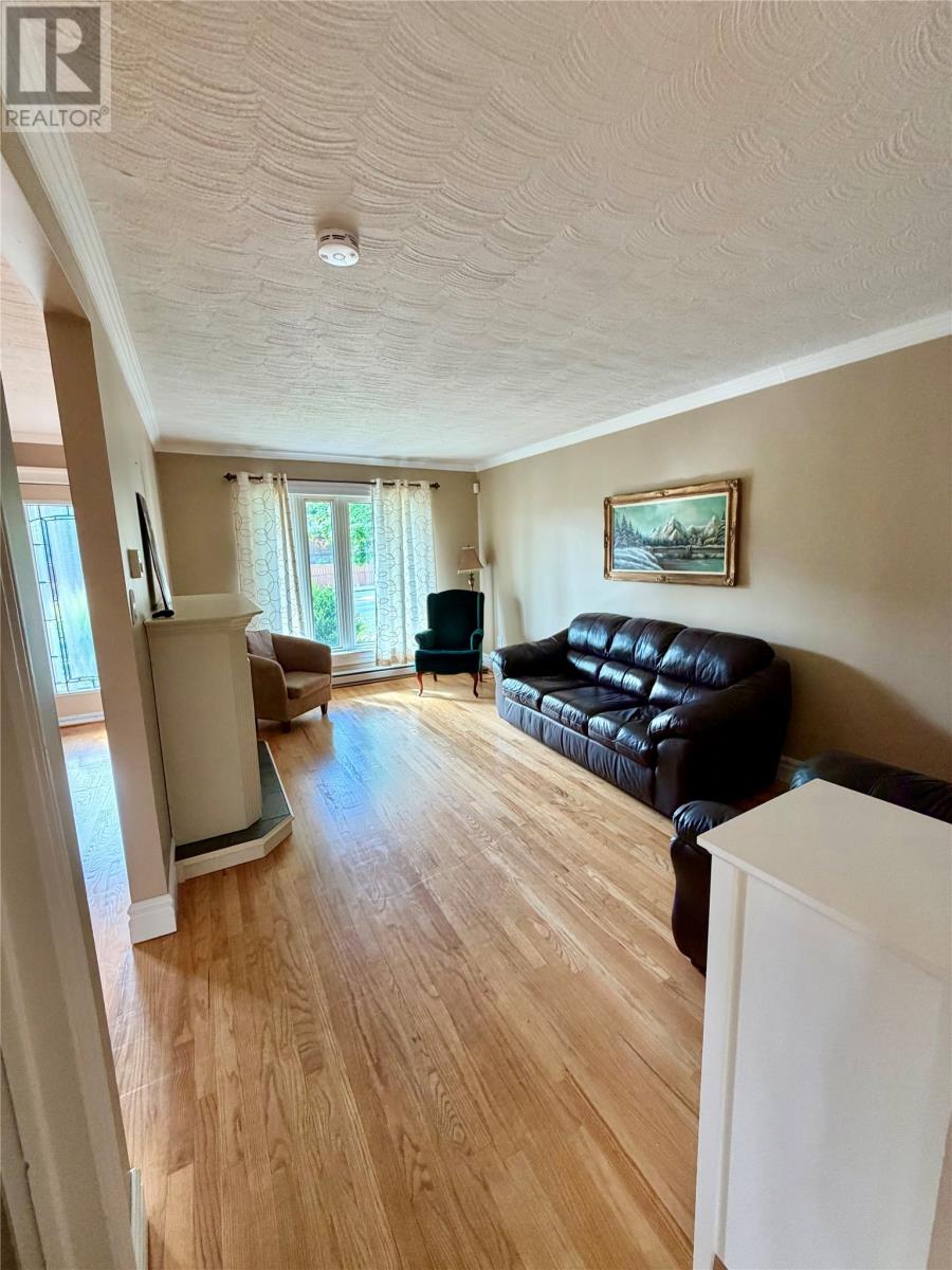226 Mundy Pond Road