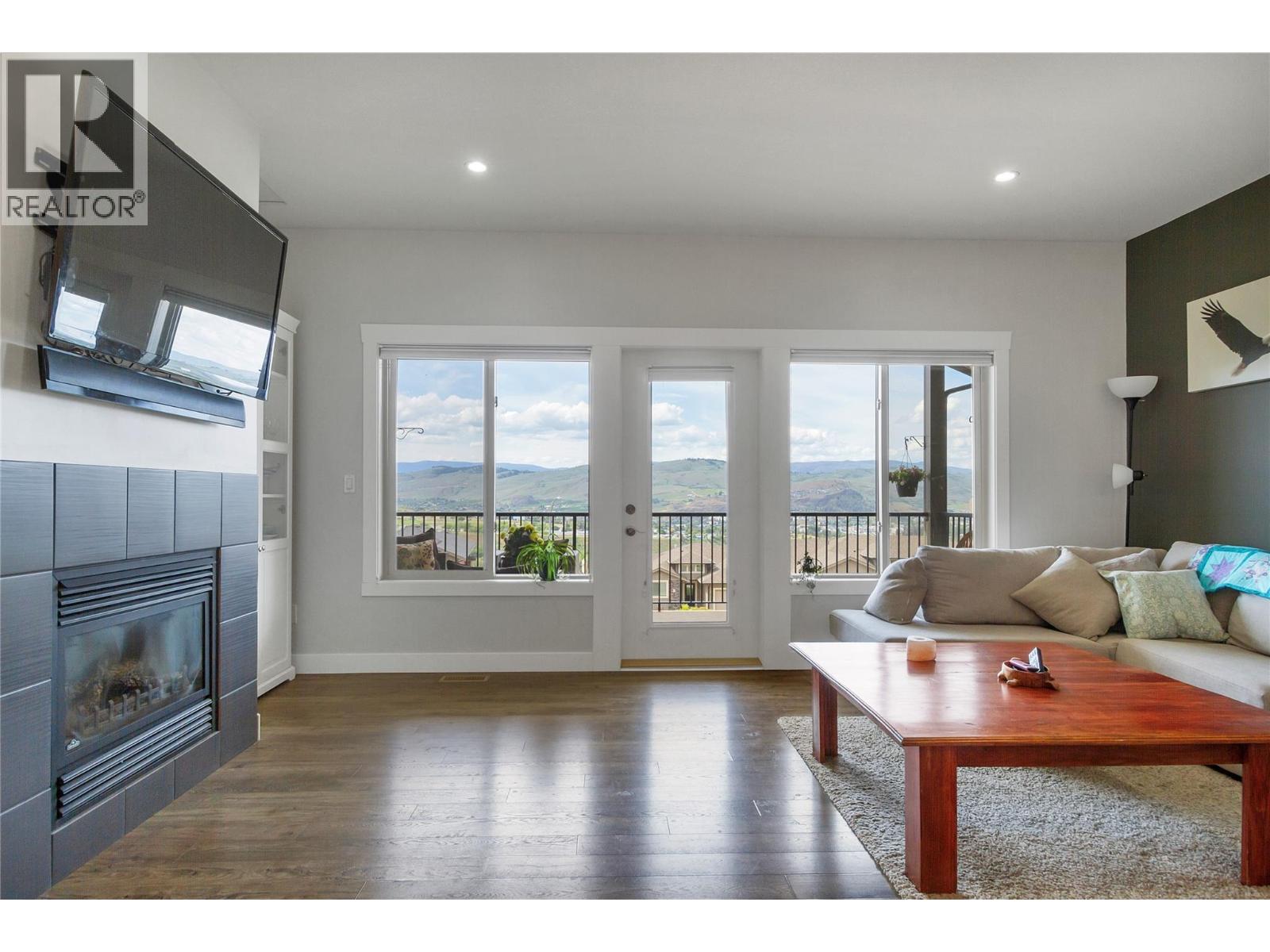 1040 Mt.Revelstoke Place Unit# 29