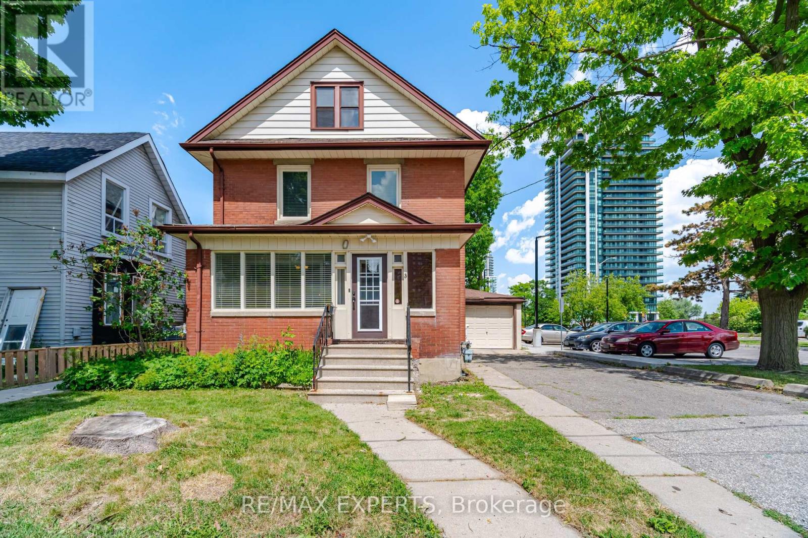 3 MAPLE AVENUE