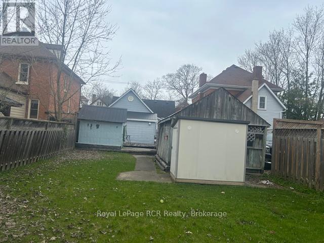 433 12TH STREET W