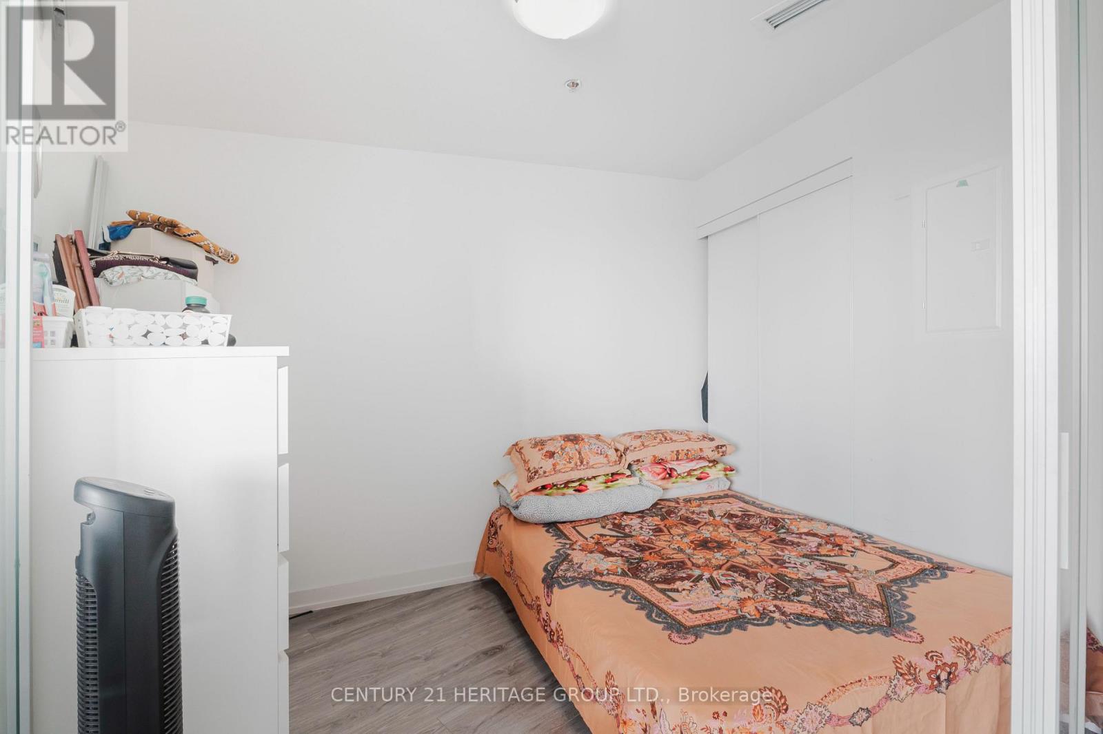 912 - 90 GLEN EVEREST ROAD