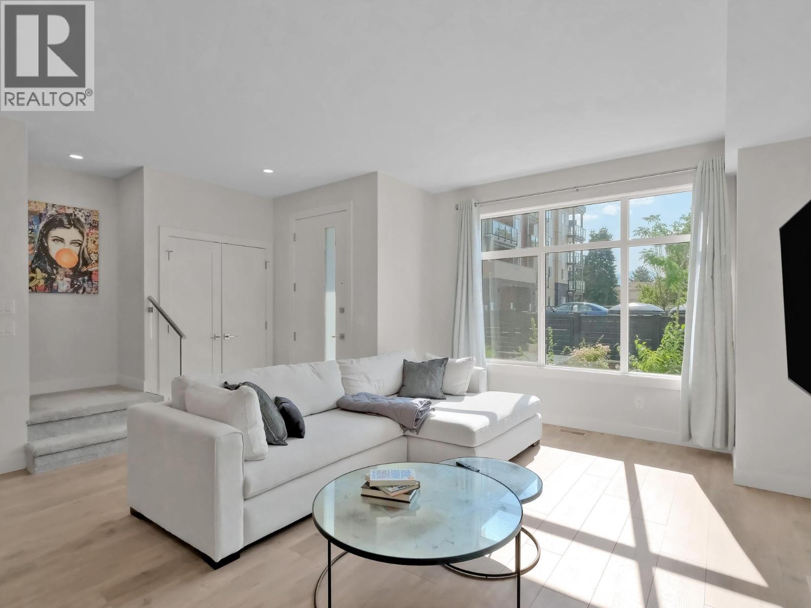 115 Wyndham Crescent Unit# 23