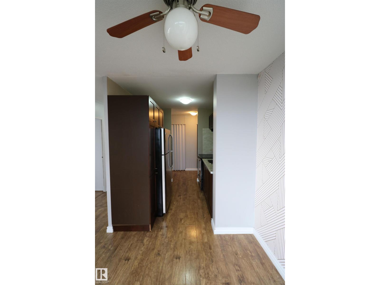 #1403 9816 112 ST NW