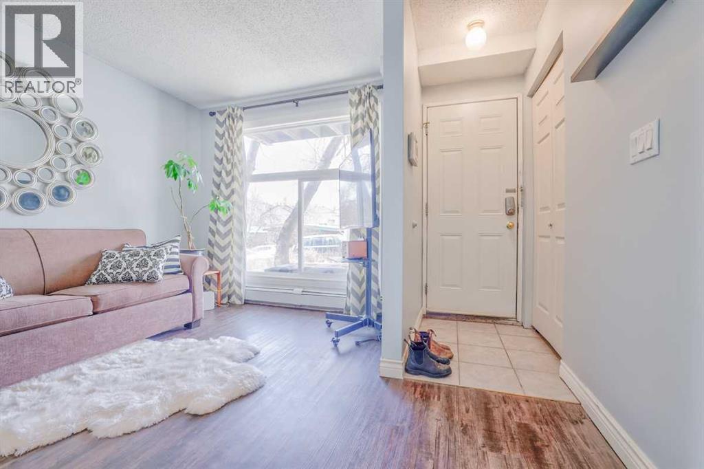 2, 3820 Parkhill Place SW