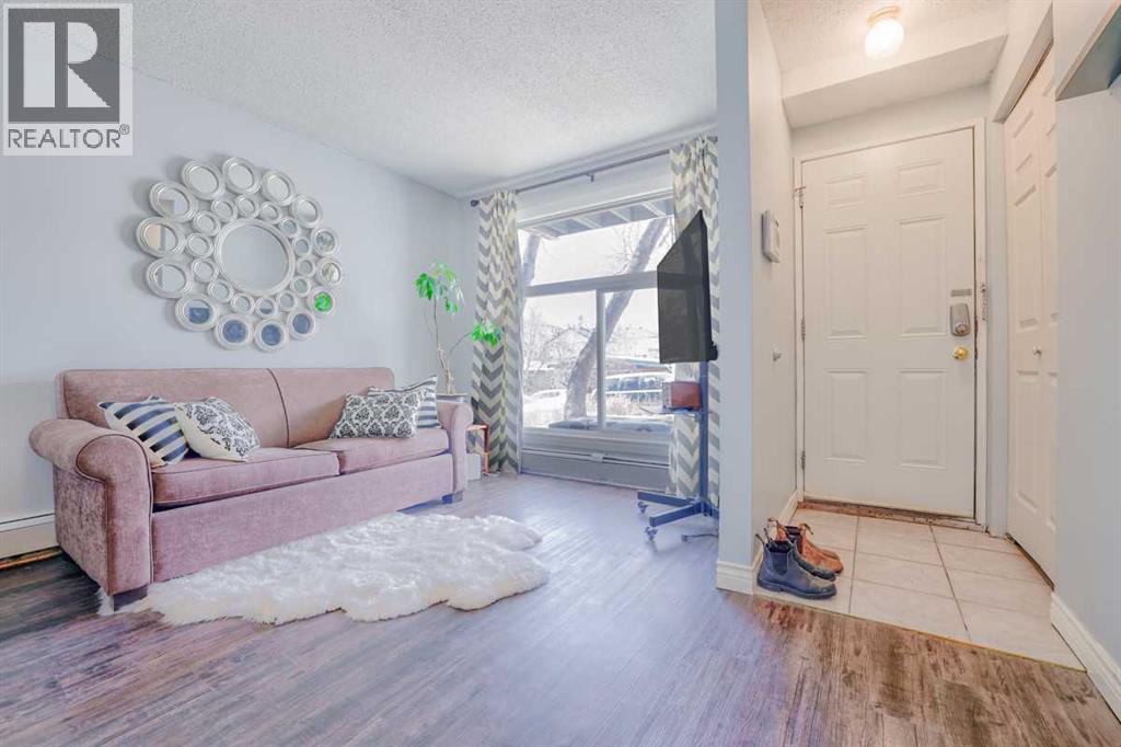 2, 3820 Parkhill Place SW