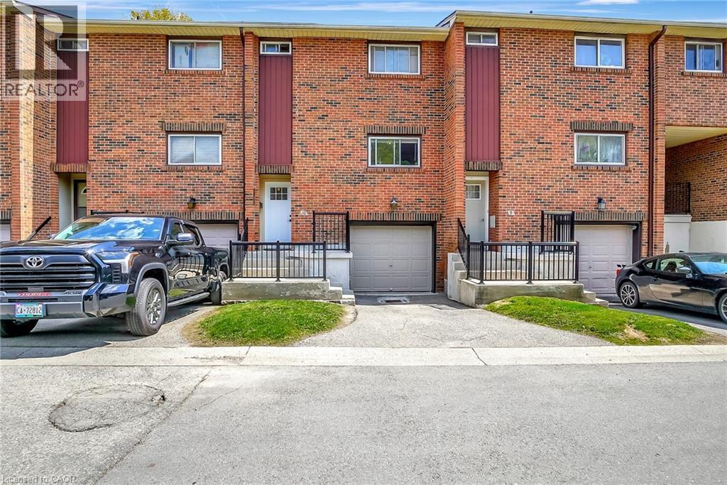 201 SILVERCREEK Parkway N Unit# 10