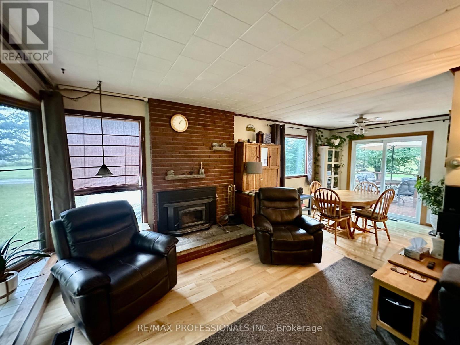 13958 TRAFALGAR ROAD