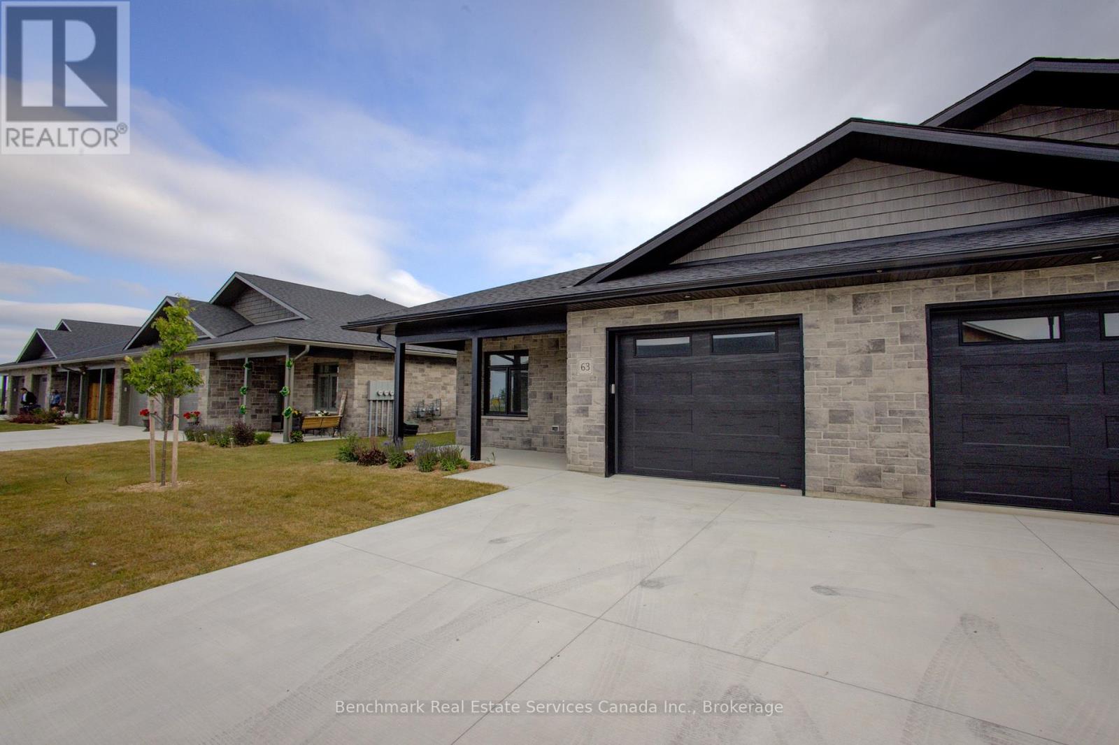 51 CAVALIER CRESCENT