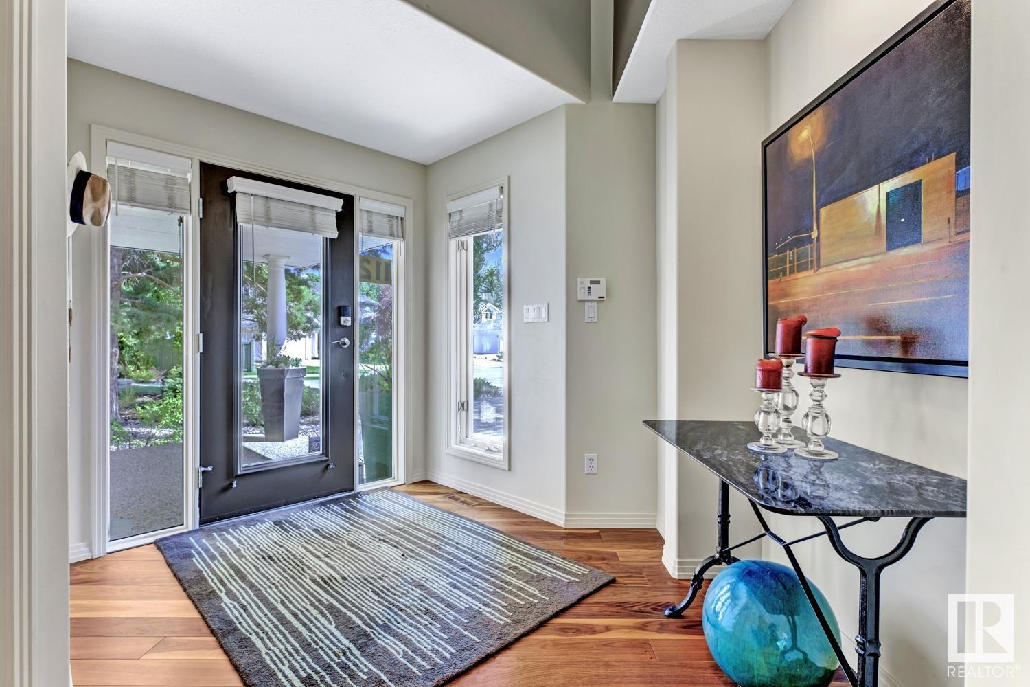 112 WEAVER DR NW