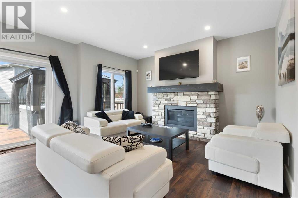 206 Bayside Loop SW