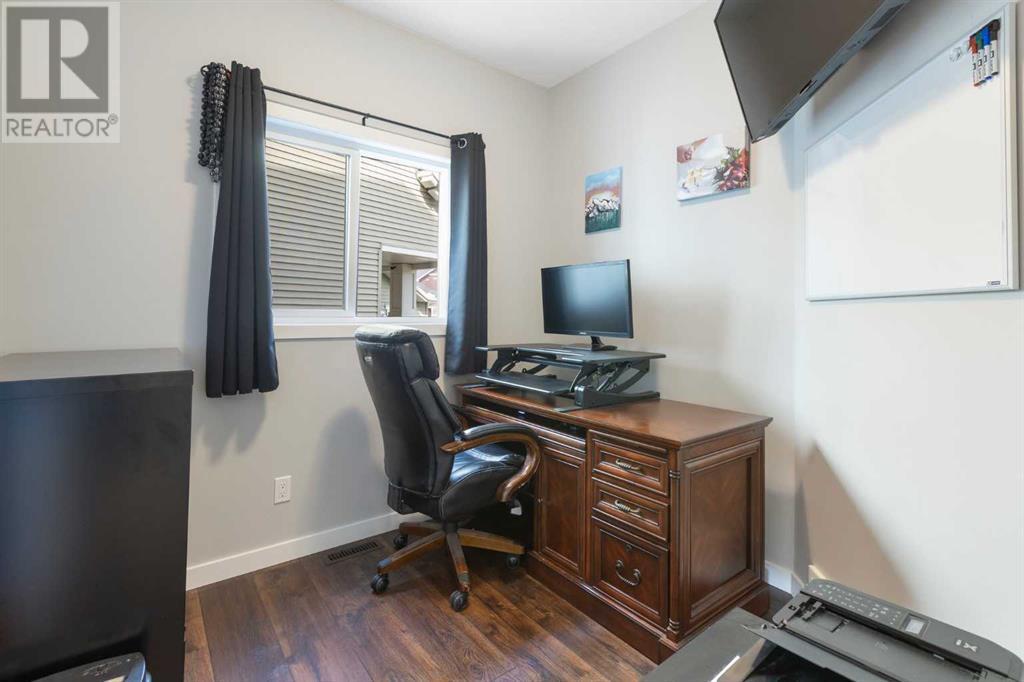 206 Bayside Loop SW