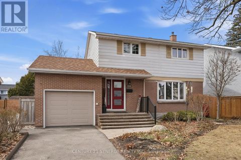 1298 WOODSIDE DRIVE Ottawa ON K2C2G9