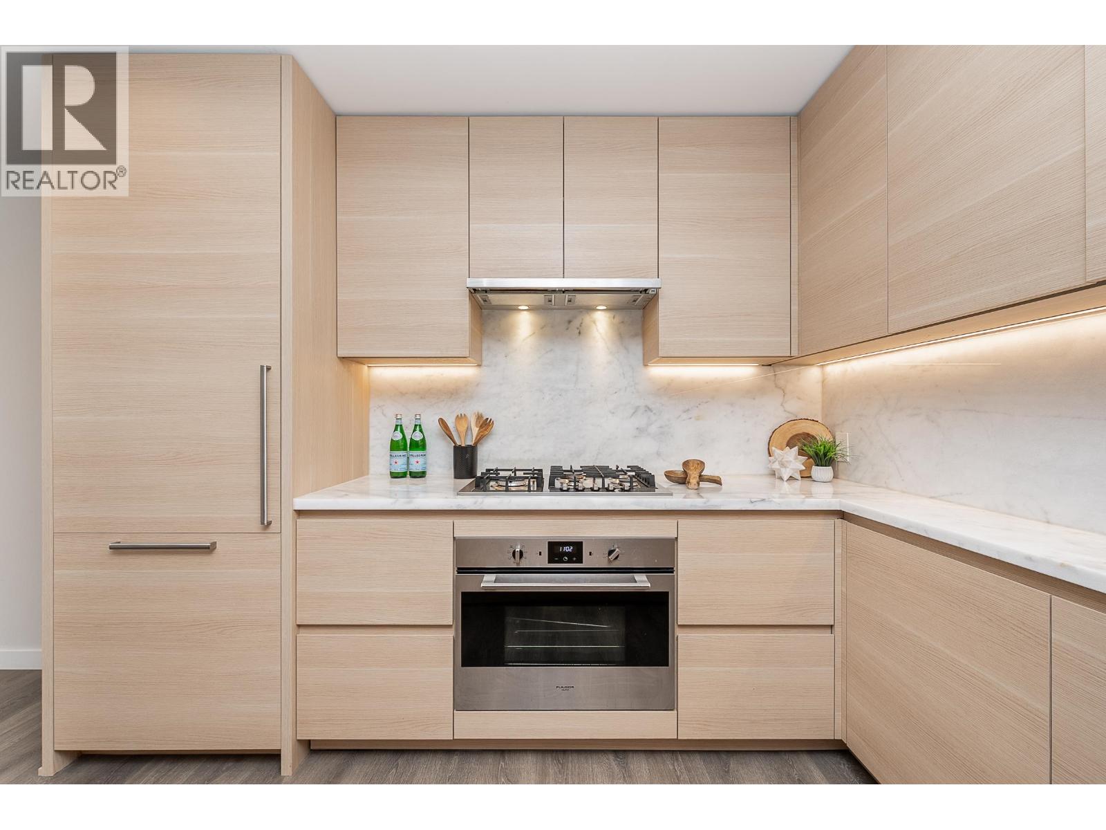 1806 308 MORRISSEY ROAD