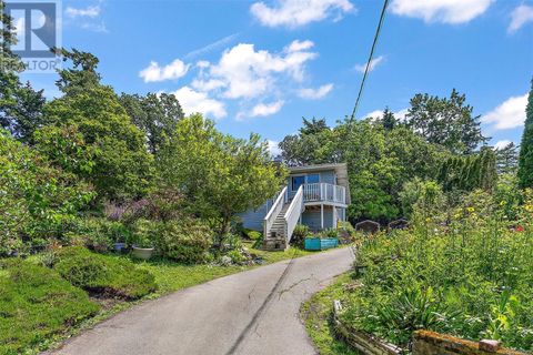 4607 West Saanich Rd Saanich BC V8Z3G7