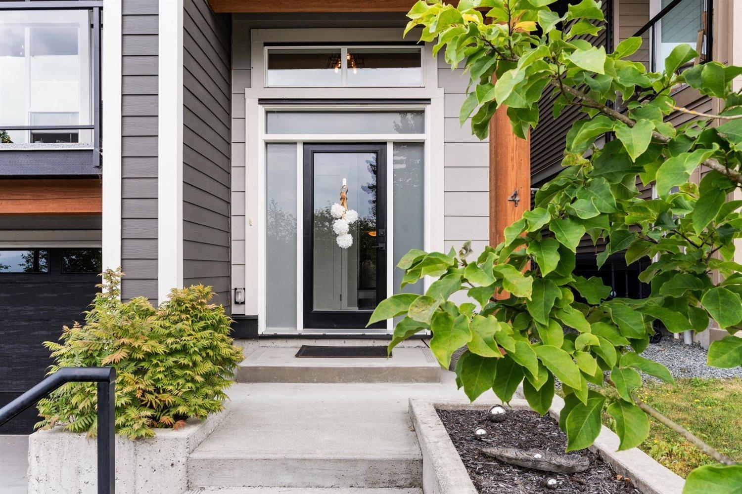 4 6262 REXFORD DRIVE|Promontory