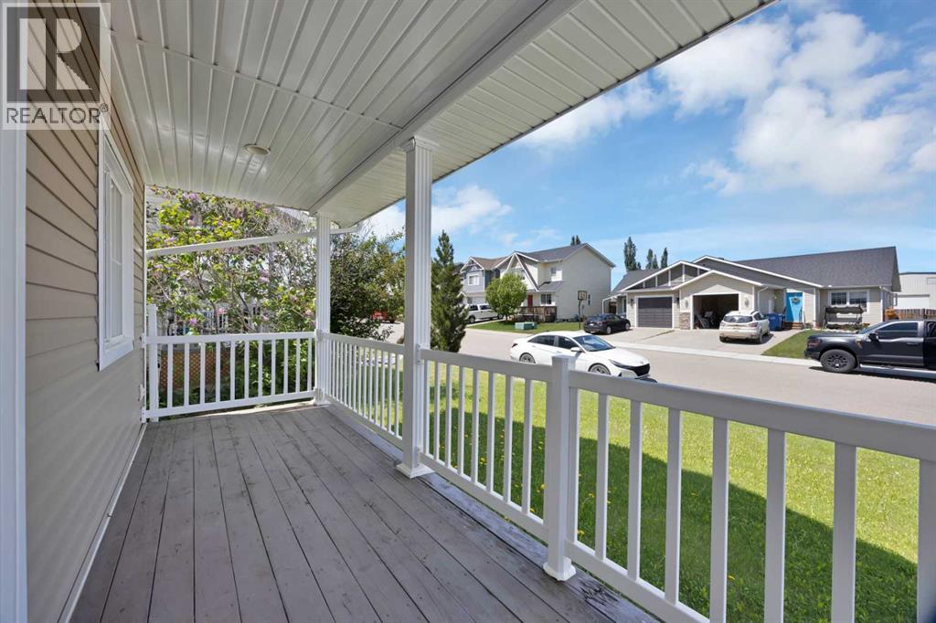 9 Mackenzie Way