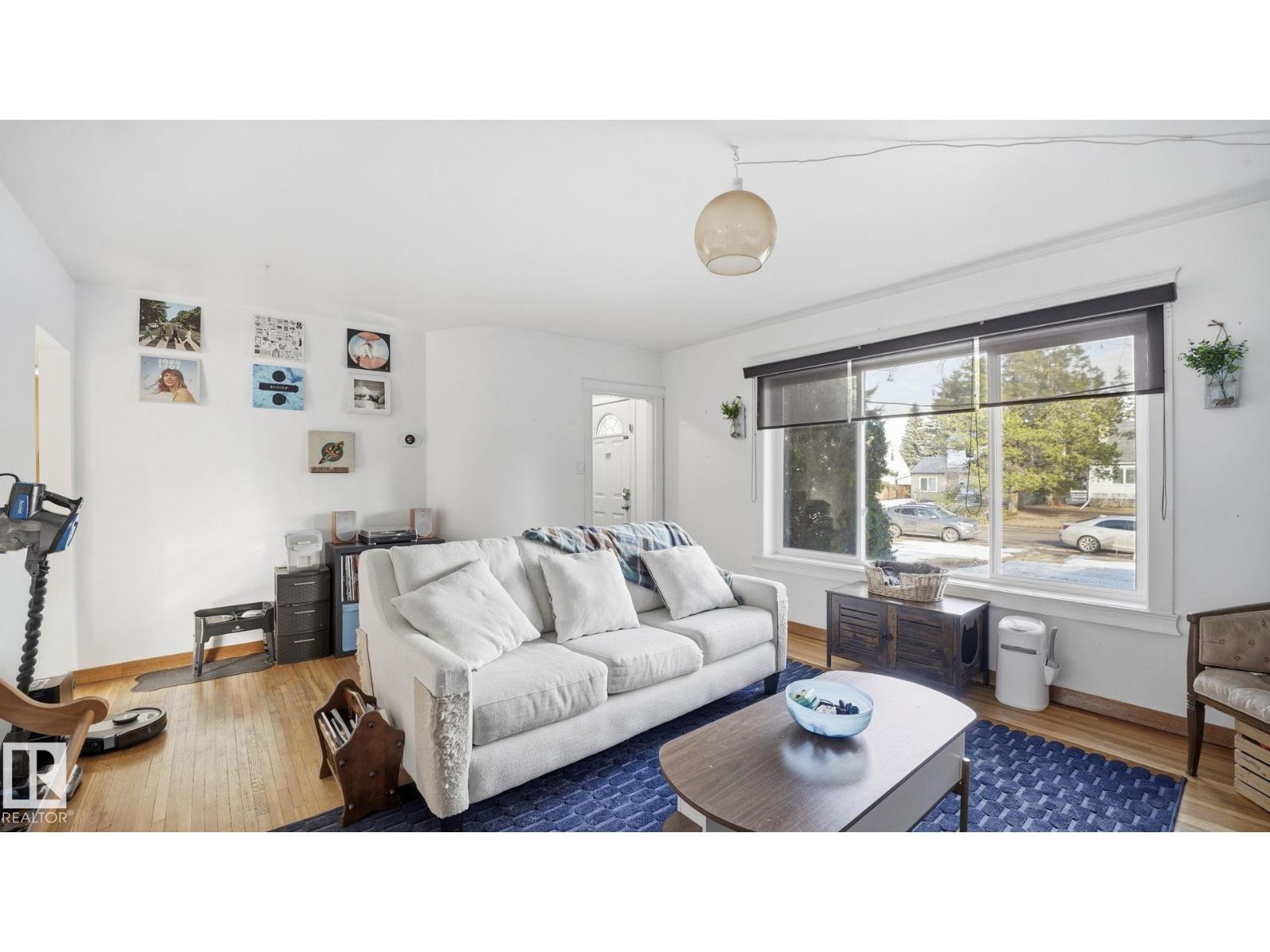 10922 117 ST NW