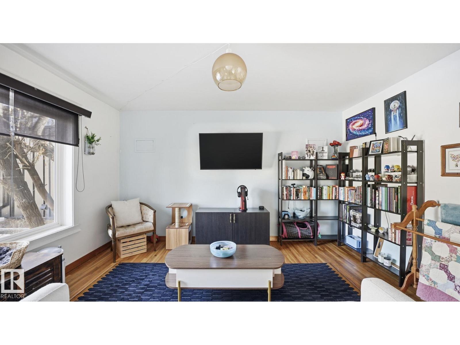 10922 117 ST NW