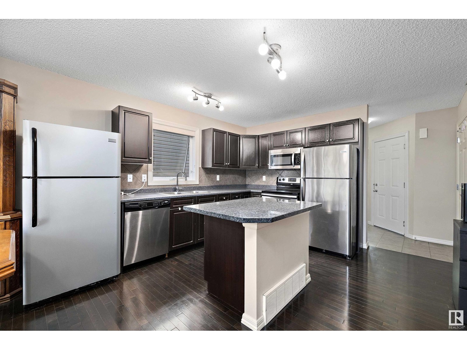 #29 1730 Leger Gate NW NW