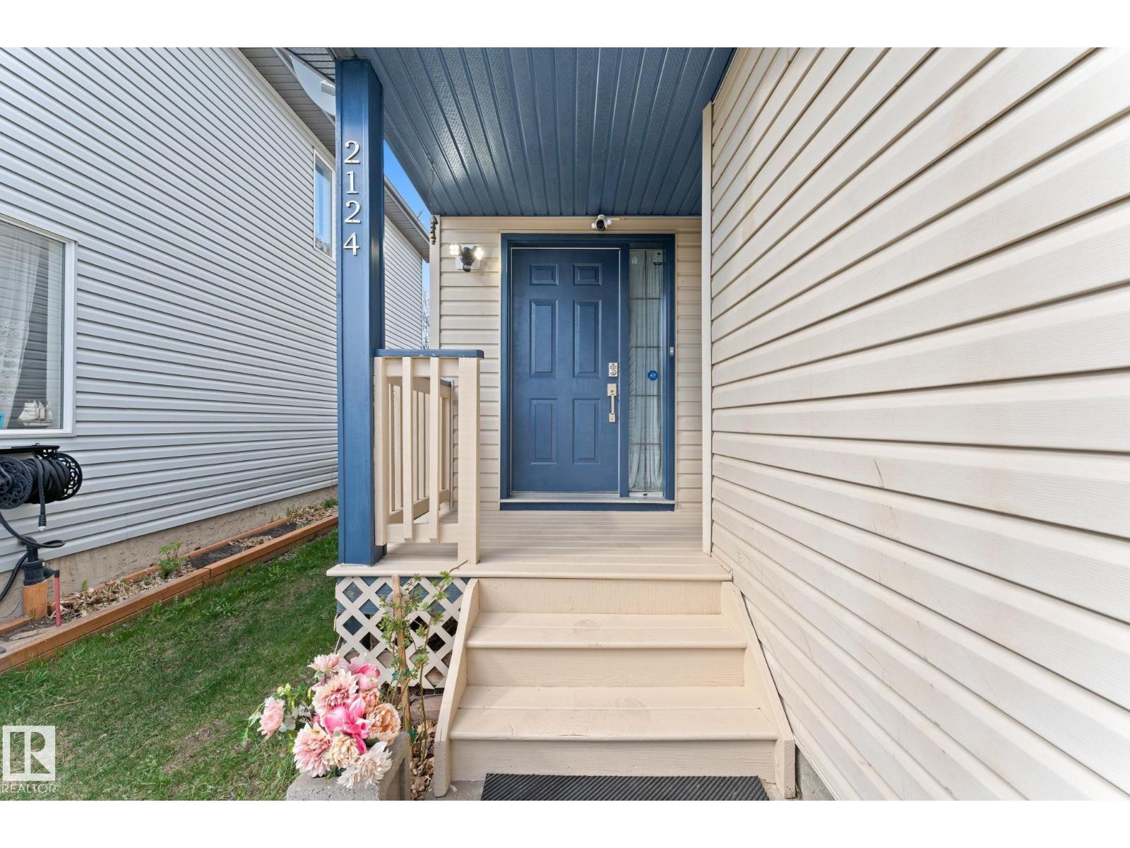 2124 35A AV NW