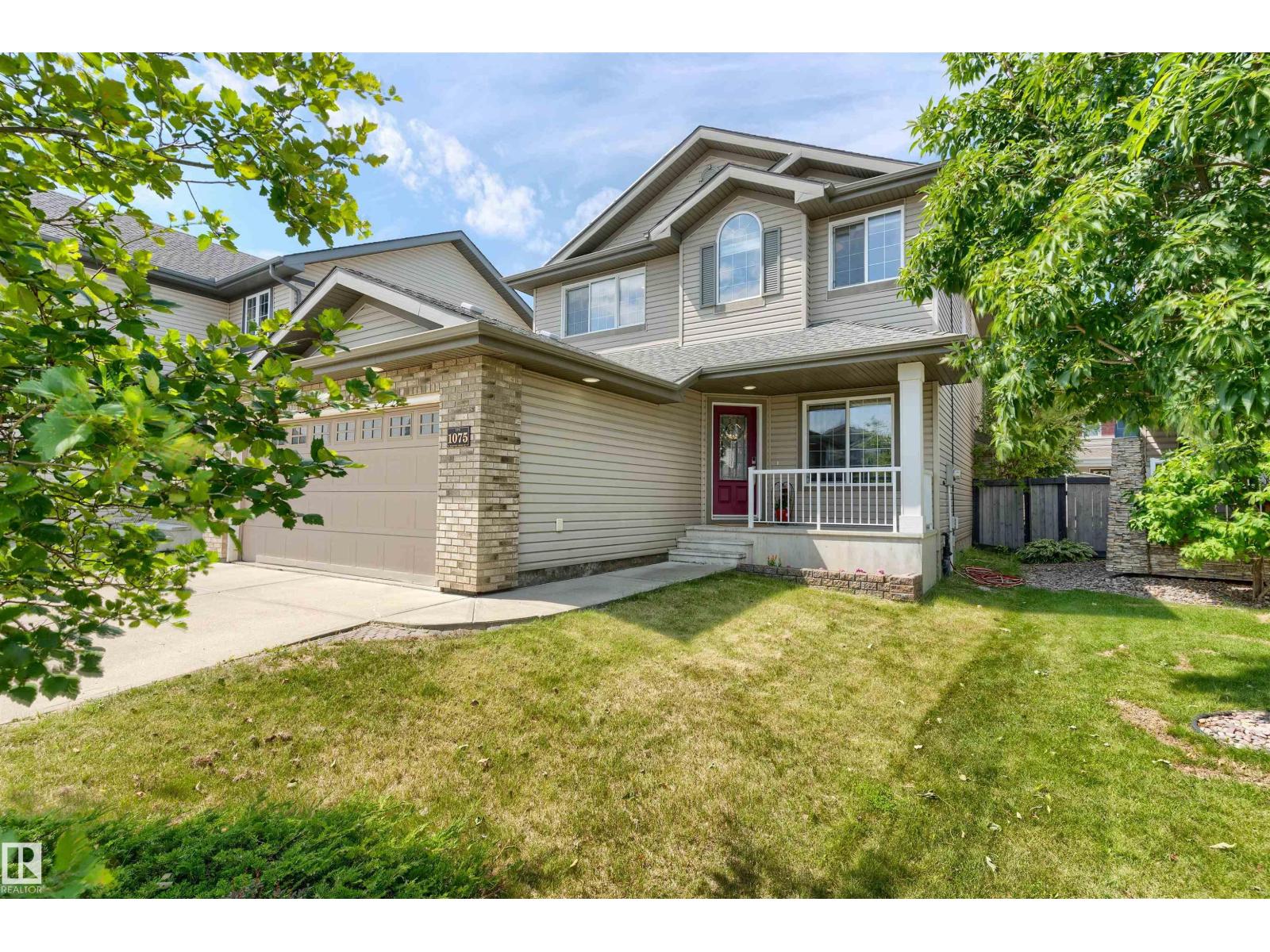 1075 MCKINNEY GR NW