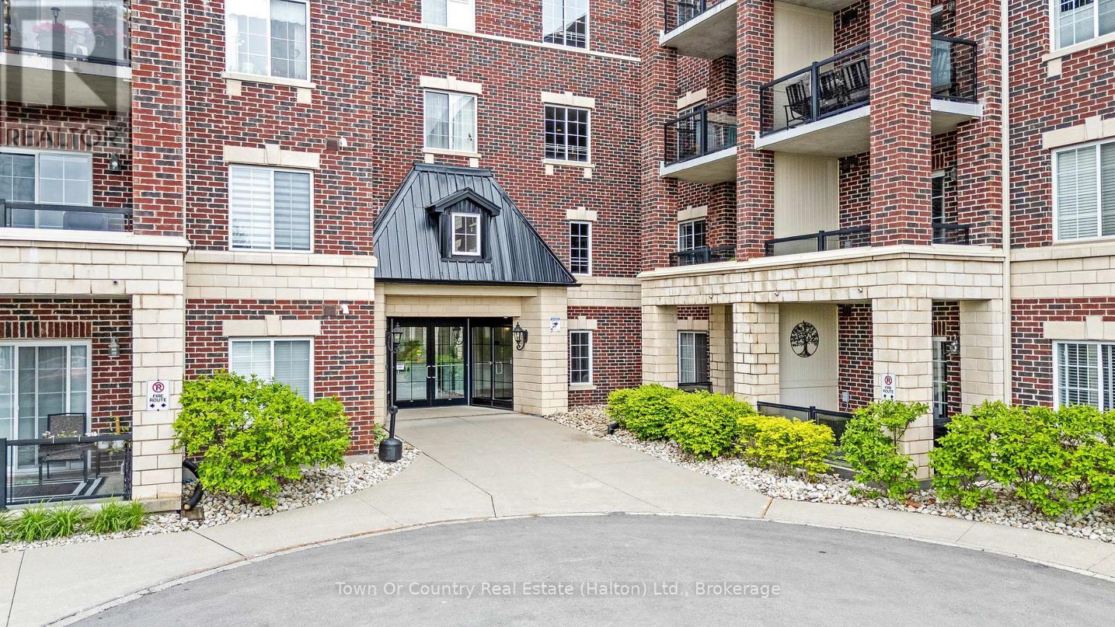 311 - 308 WATSON PARKWAY N