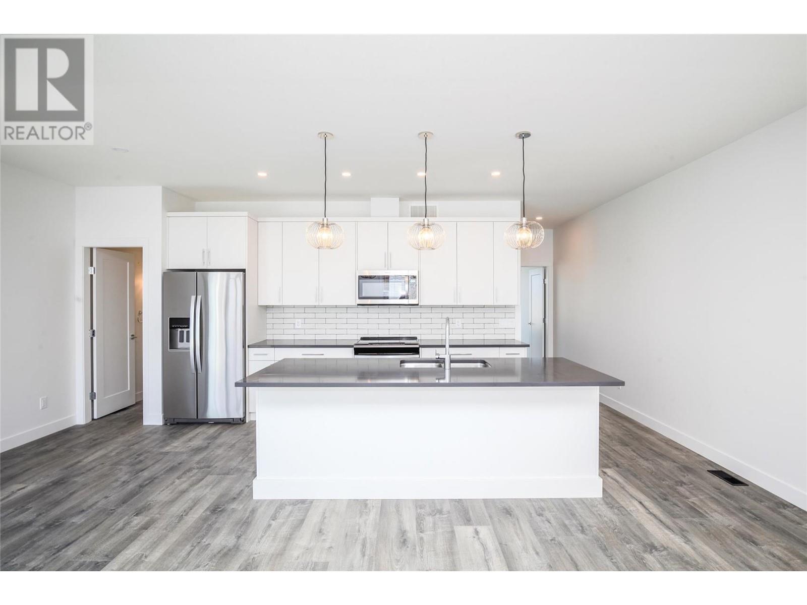 610 Academy Way Unit# 114