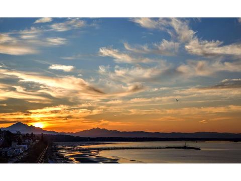 14495 MARINE DRIVE White Rock BC V4B1B4