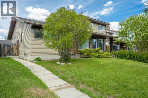 2164 Summerfield Boulevard SE Airdrie AB T4B1X5