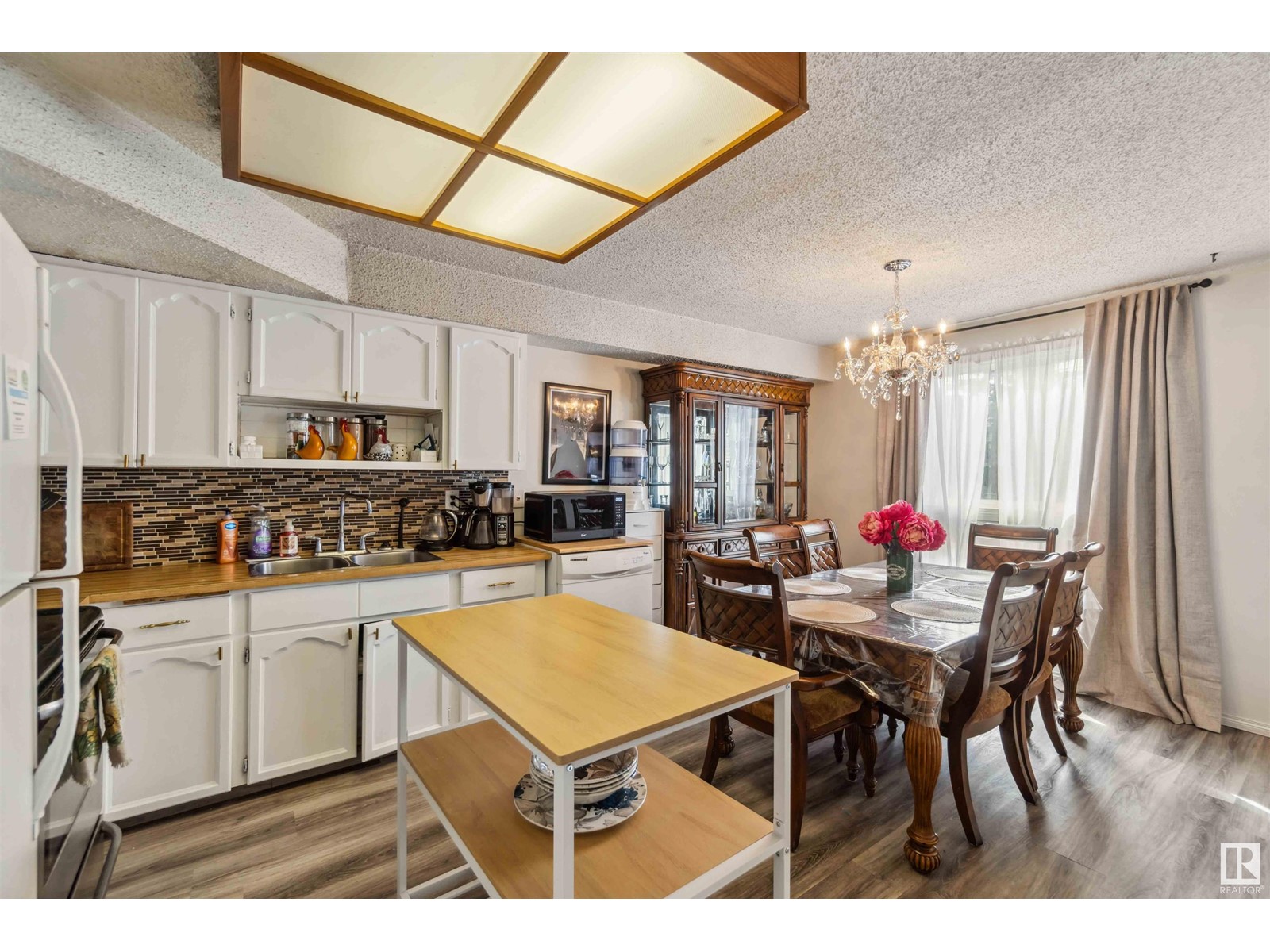 13890 24 ST NW