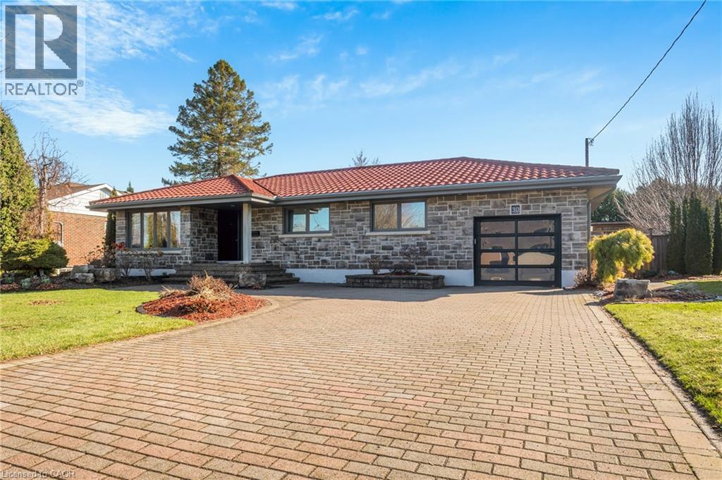 30 WINDERMERE Crescent