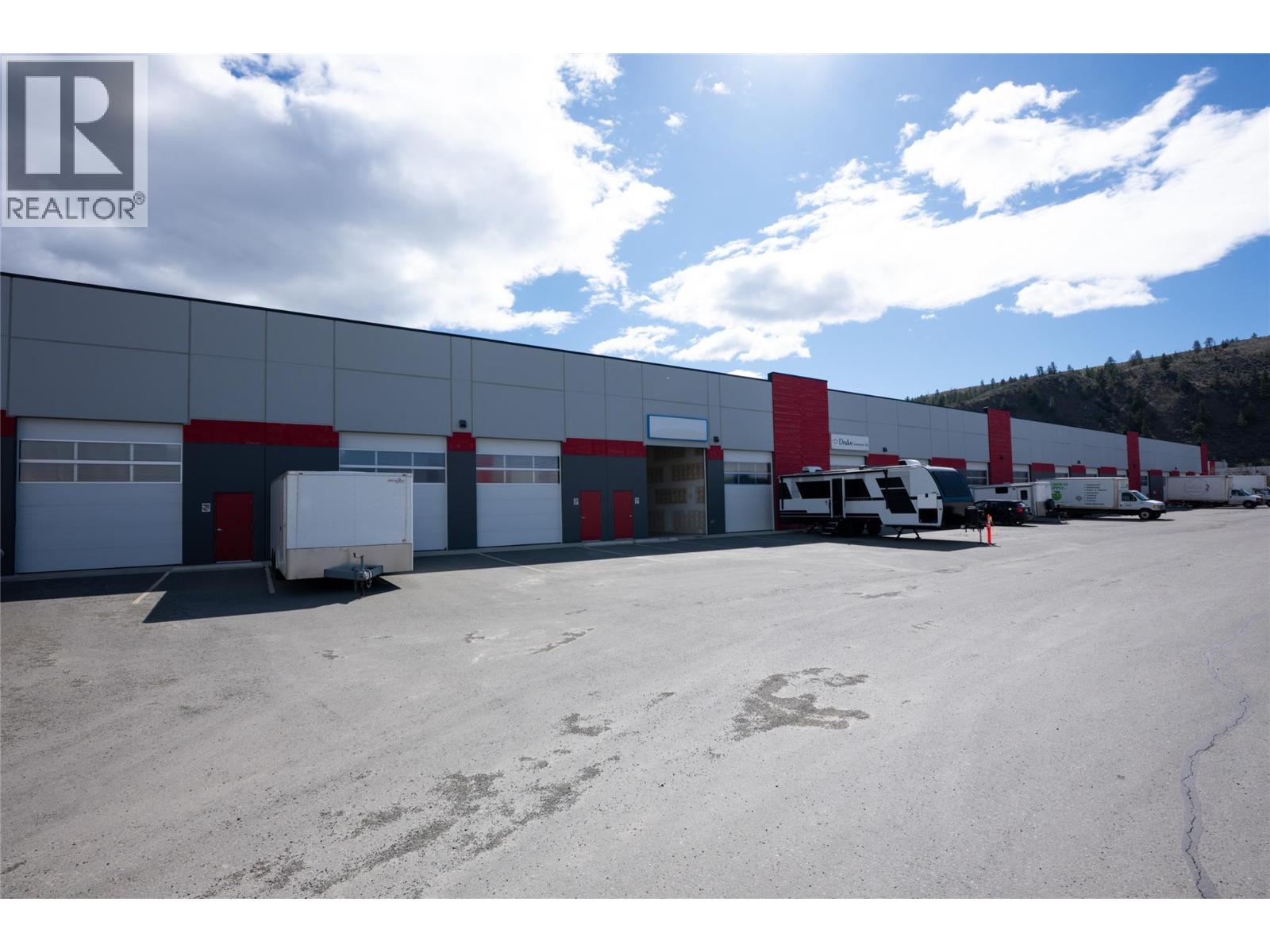 211 Andover Crescent