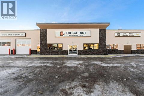 5015 50 Avenue Whitecourt AB T7S1V4