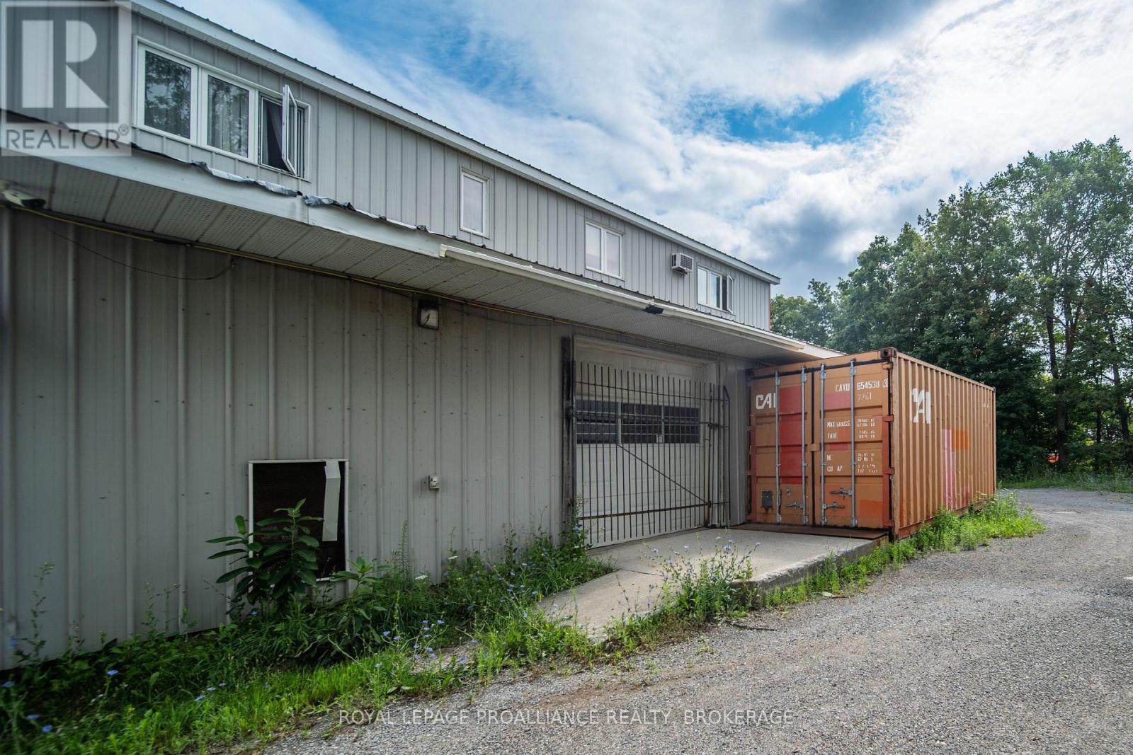 3832 PERTH ROAD