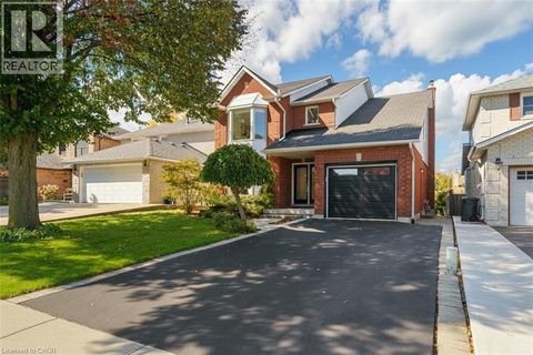 43 GLENAYR Street Hamilton ON L9C7J2