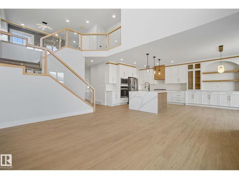 3 HORIZON LI Spruce Grove AB T7X0X5