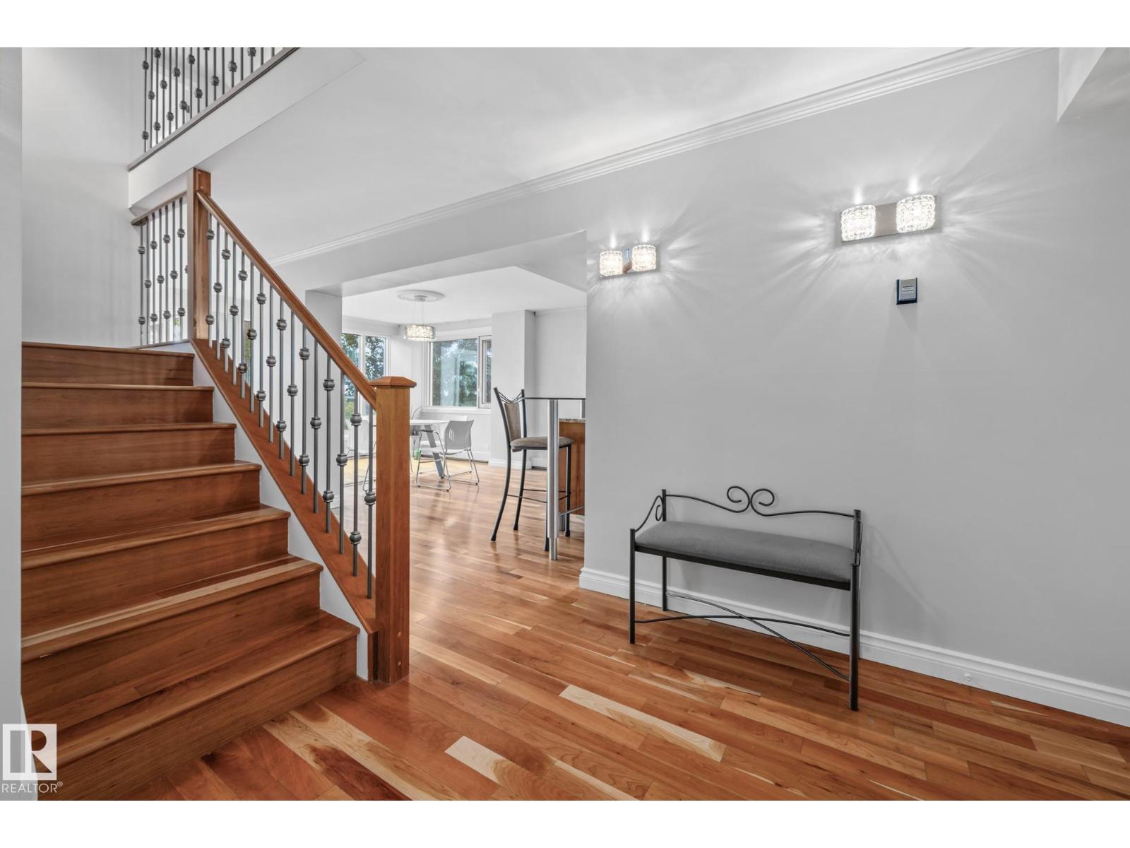 #202 10010 119 ST NW